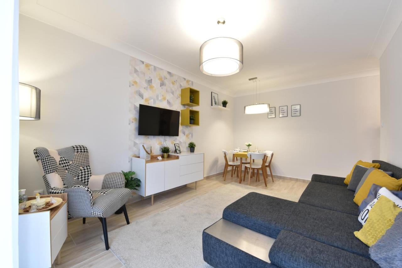 Kiralykut 2 Apartman - Ingyen Parkolas, Bicajok, Ac Székesfehérvár Eksteriør billede